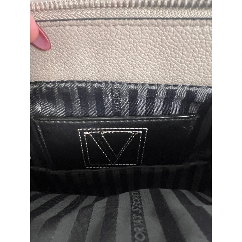 Victoria's Secret Hand Bag Sm Taupe V-Quilt Chain Strap Purse Preppy Chic